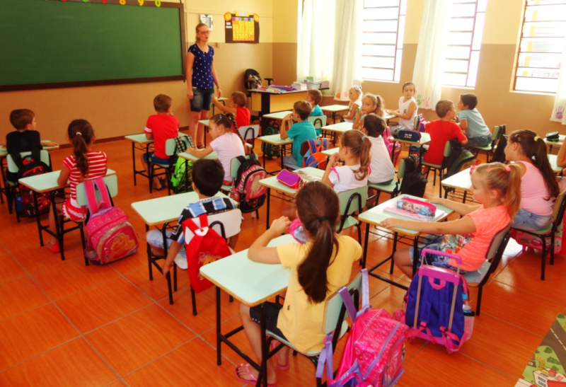 INICIARAM AS AULAS EM PORTO MAUA  	Na segunda-feira, 29 de fevereiro de 201